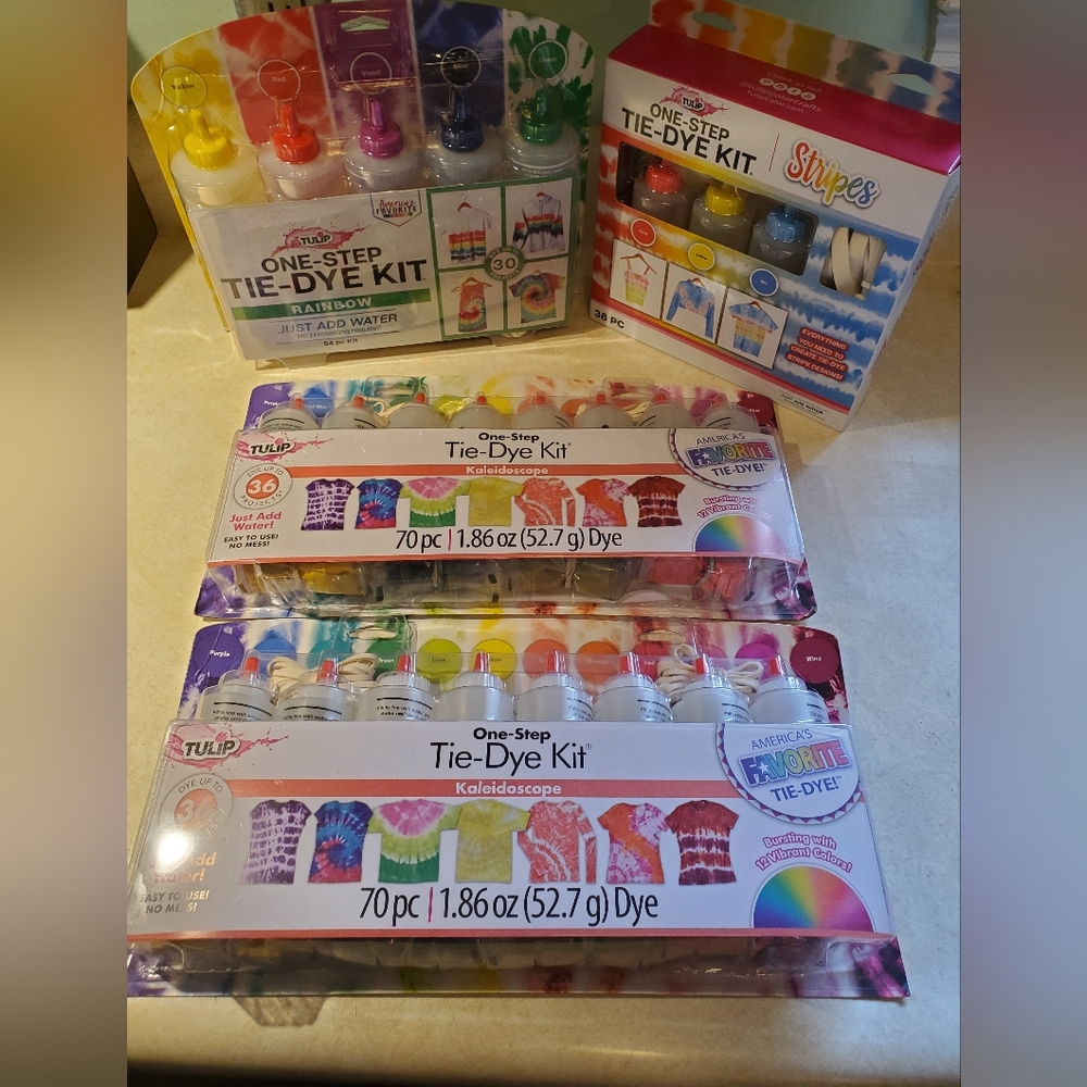 Tulip One-step Tie-Dye Kits Stripes Rainbow Kaleidoscope Bundle